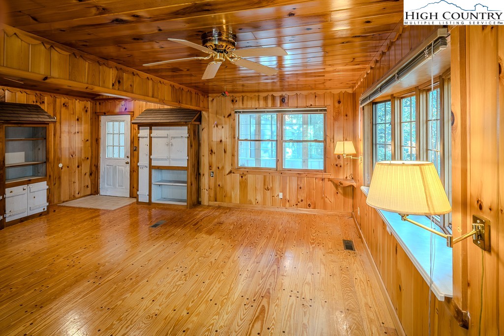 478 Laurel Hills Road Newland, NC 28657 - Photo 15 of 50