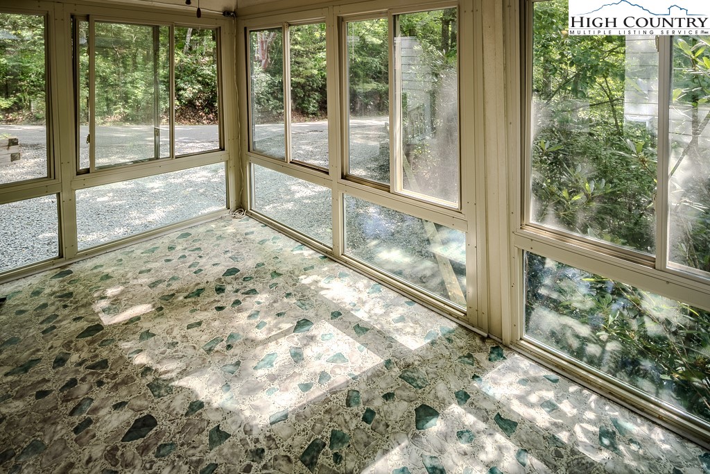 478 Laurel Hills Road Newland, NC 28657 - Photo 8 of 50