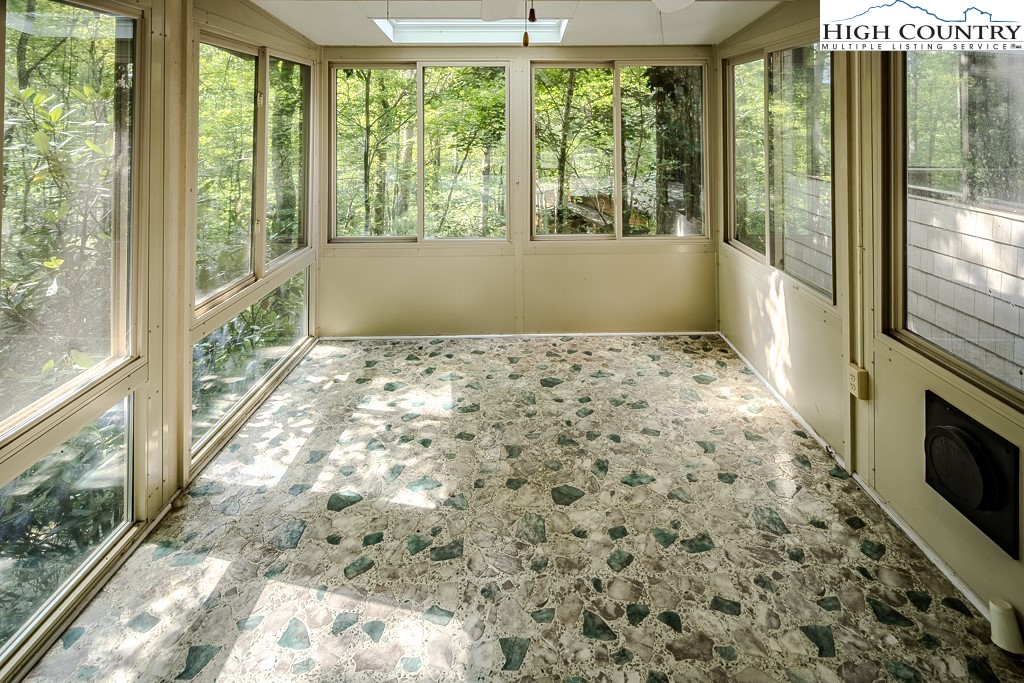 478 Laurel Hills Road Newland, NC 28657 - Photo 9 of 50