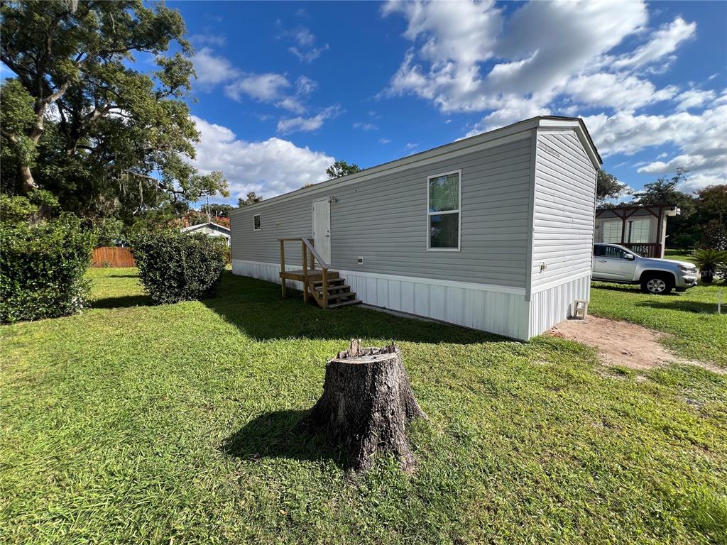 231 West Carter Street, Unit 9 DeLand, FL 32720 - Photo 1 of 1