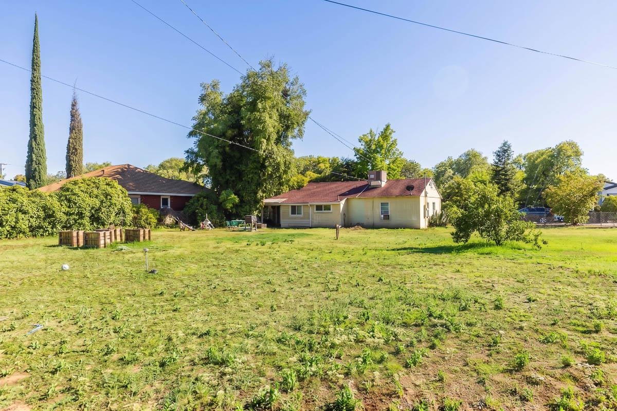 200 White Road Red Bluff, CA 96080 - Photo 2 of 7