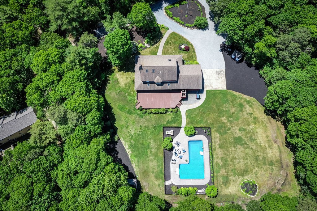 29 Longview Road Falmouth, MA 02556 - Photo 38 of 41 Gallery Image 38