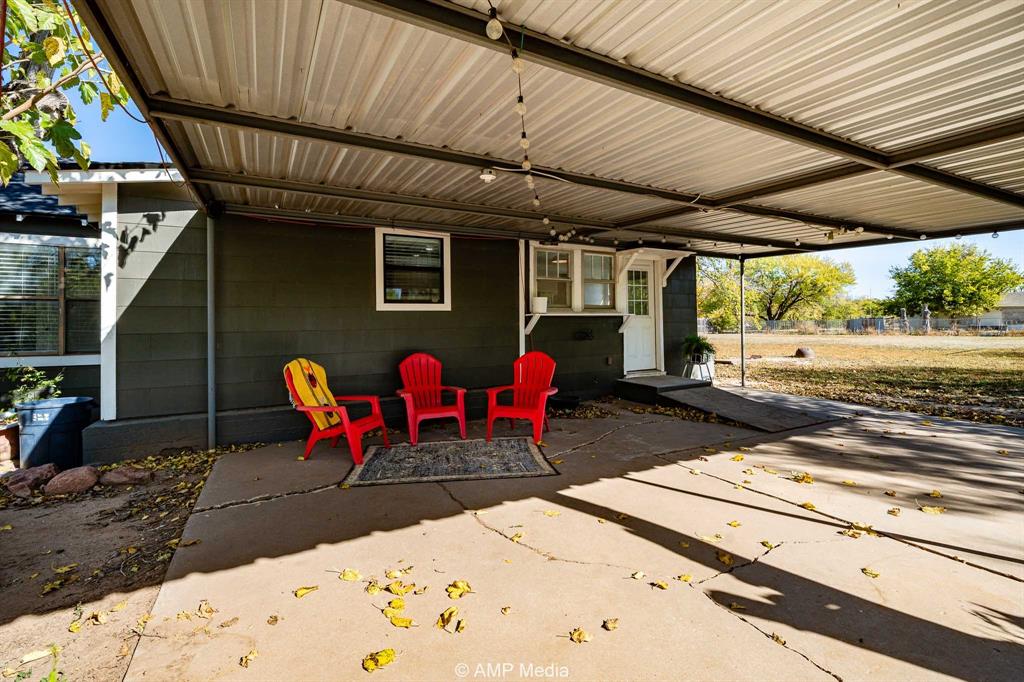 1002 Maple Street Stamford, TX 79553 - Photo 35 of 40 a view of outdoor seating