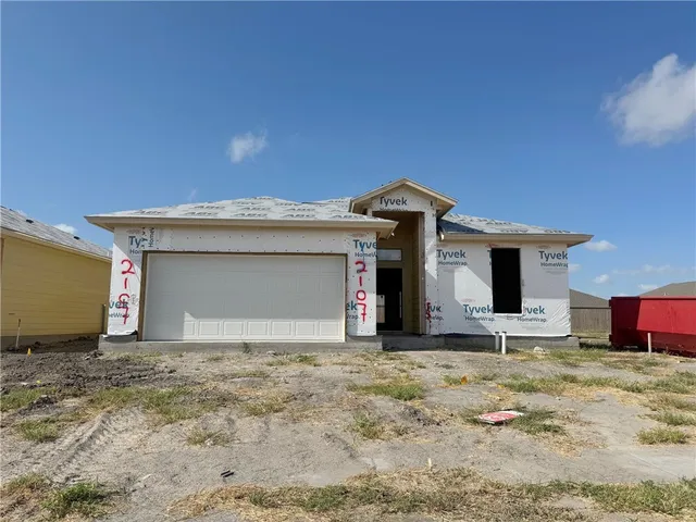 a view of an entrance of the house