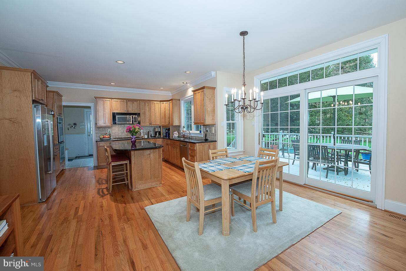 125 South Valley Road Paoli, PA 19301 - Photo 16 of 78 The eating area is flooded with natural light!
