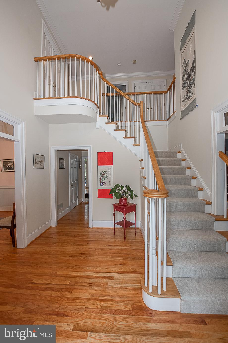 125 South Valley Road Paoli, PA 19301 - Photo 5 of 78 The gracious 2 story entrance foyer.