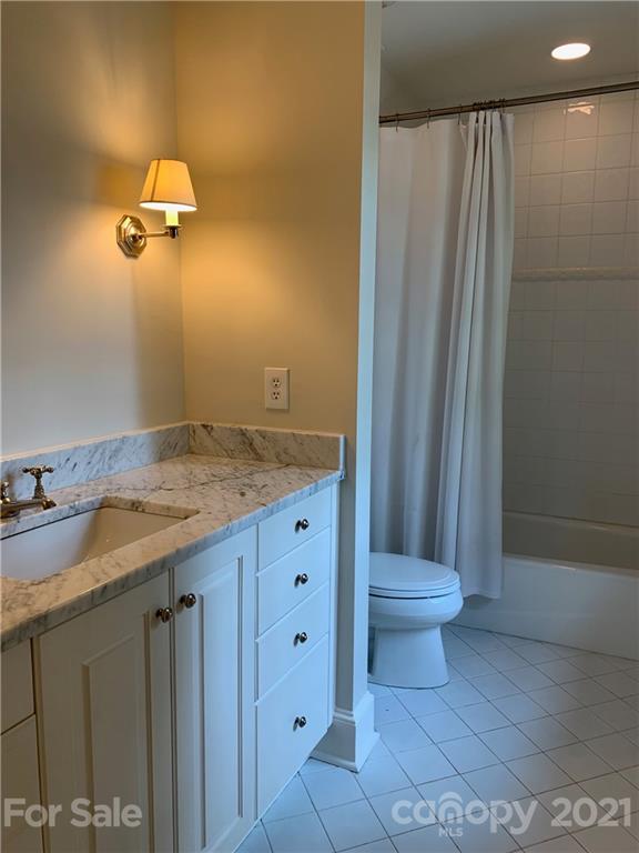 409 Cherokee Road Charlotte, NC 28207 - Photo 7 of 11 Gallery Image 7