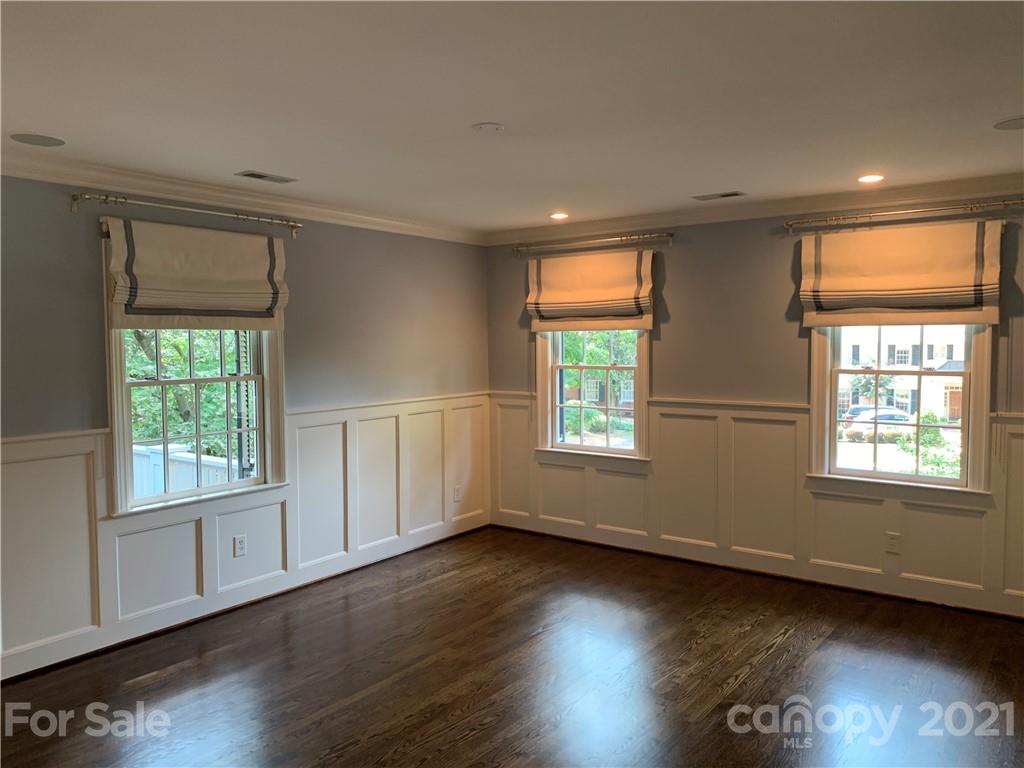 409 Cherokee Road Charlotte, NC 28207 - Photo 8 of 11 Gallery Image 8