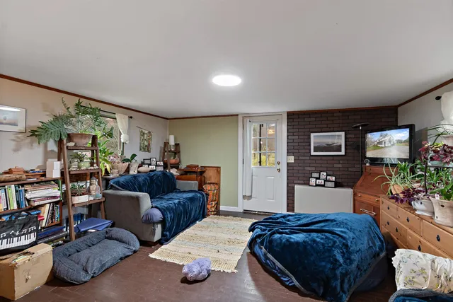 $299,000 | 393 Ferry Street, Hyde Park, VT 05655