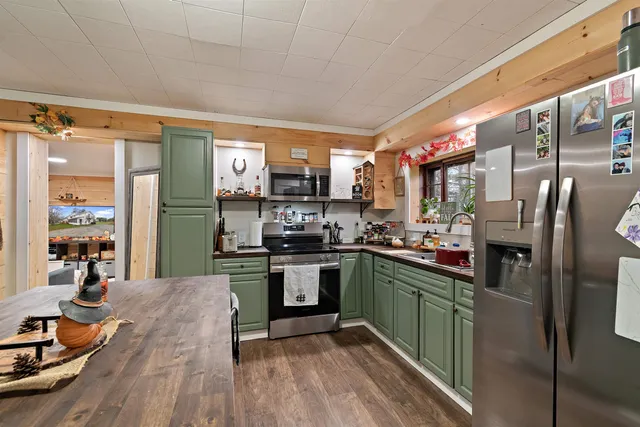 $299,000 | 393 Ferry Street, Hyde Park, VT 05655