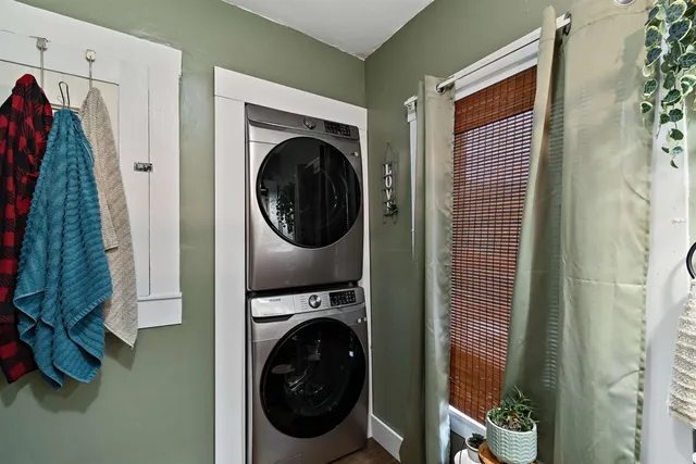 $299,000 | 393 Ferry Street, Hyde Park, VT 05655