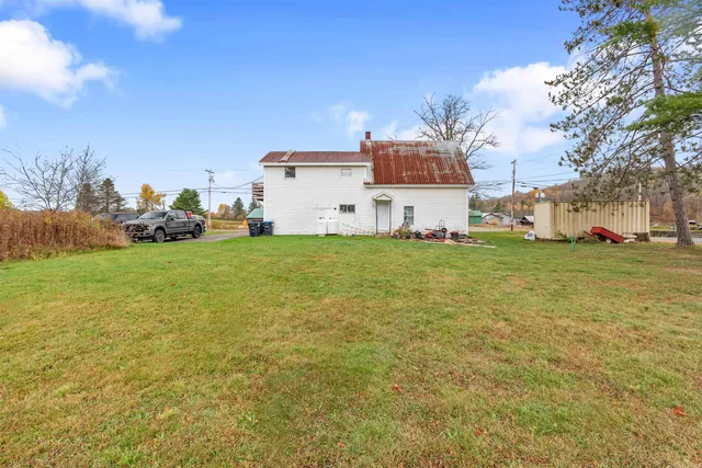 $299,000 | 393 Ferry Street, Hyde Park, VT 05655