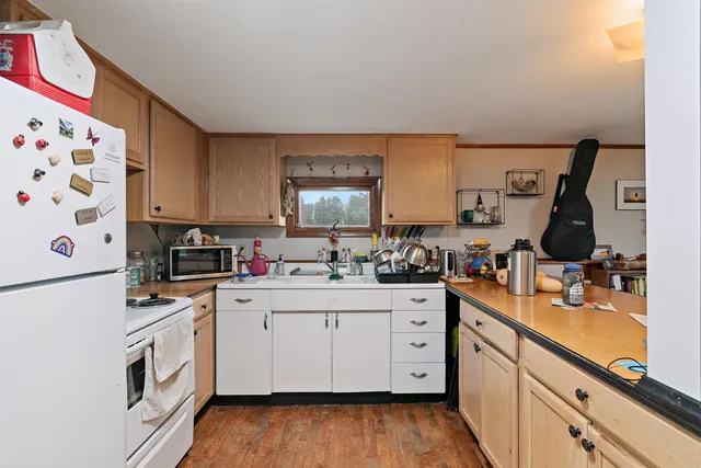 $299,000 | 393 Ferry Street, Hyde Park, VT 05655