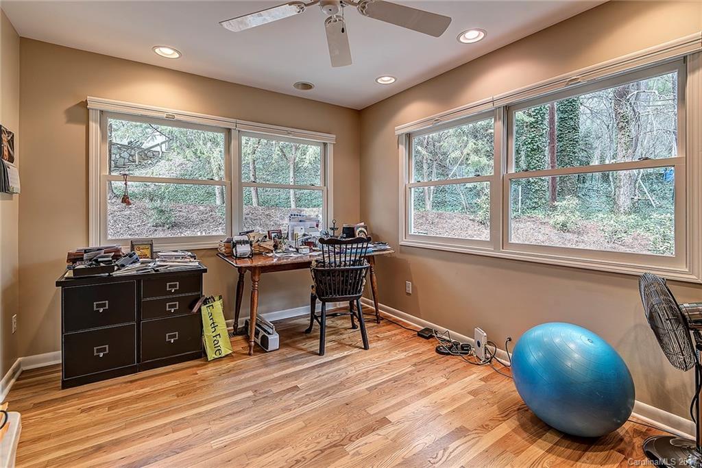 30 Maplewood Road Asheville, NC 28804 - Photo 11 of 24 Gallery Image 11