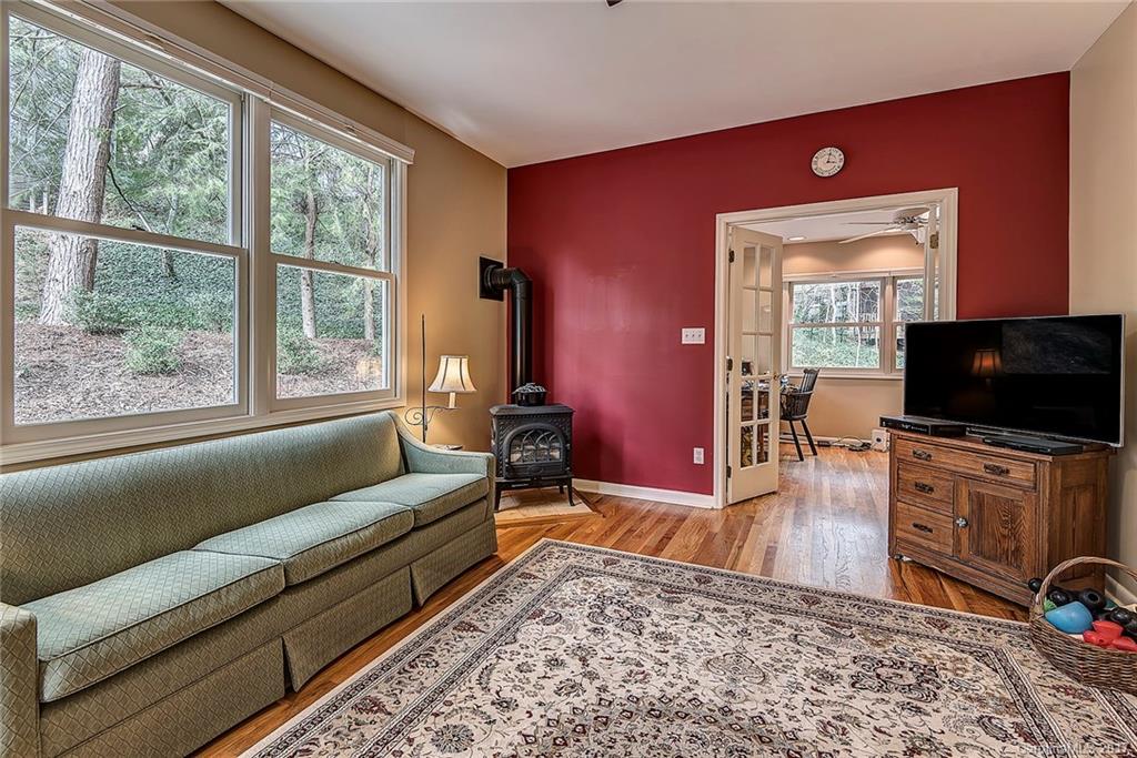 30 Maplewood Road Asheville, NC 28804 - Photo 13 of 24 Gallery Image 13