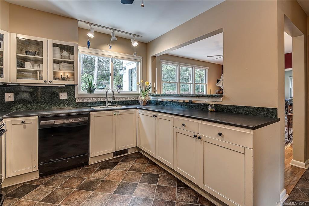 30 Maplewood Road Asheville, NC 28804 - Photo 7 of 24 Gallery Image 7