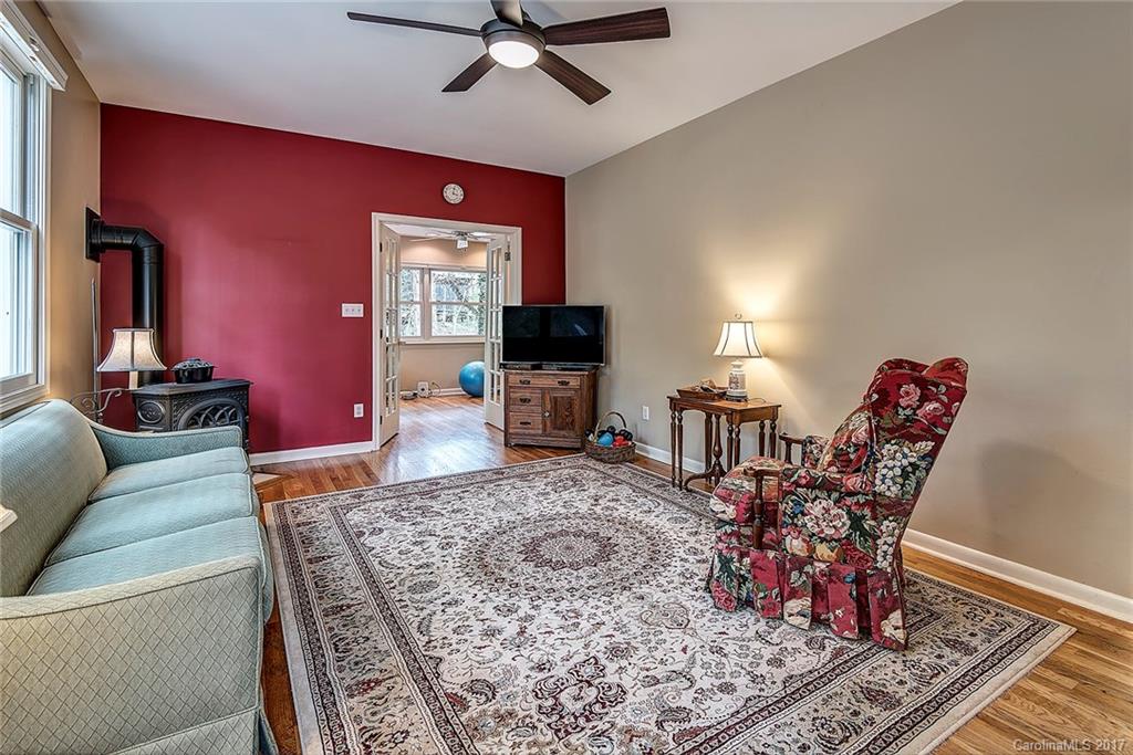 30 Maplewood Road Asheville, NC 28804 - Photo 9 of 24 Gallery Image 9