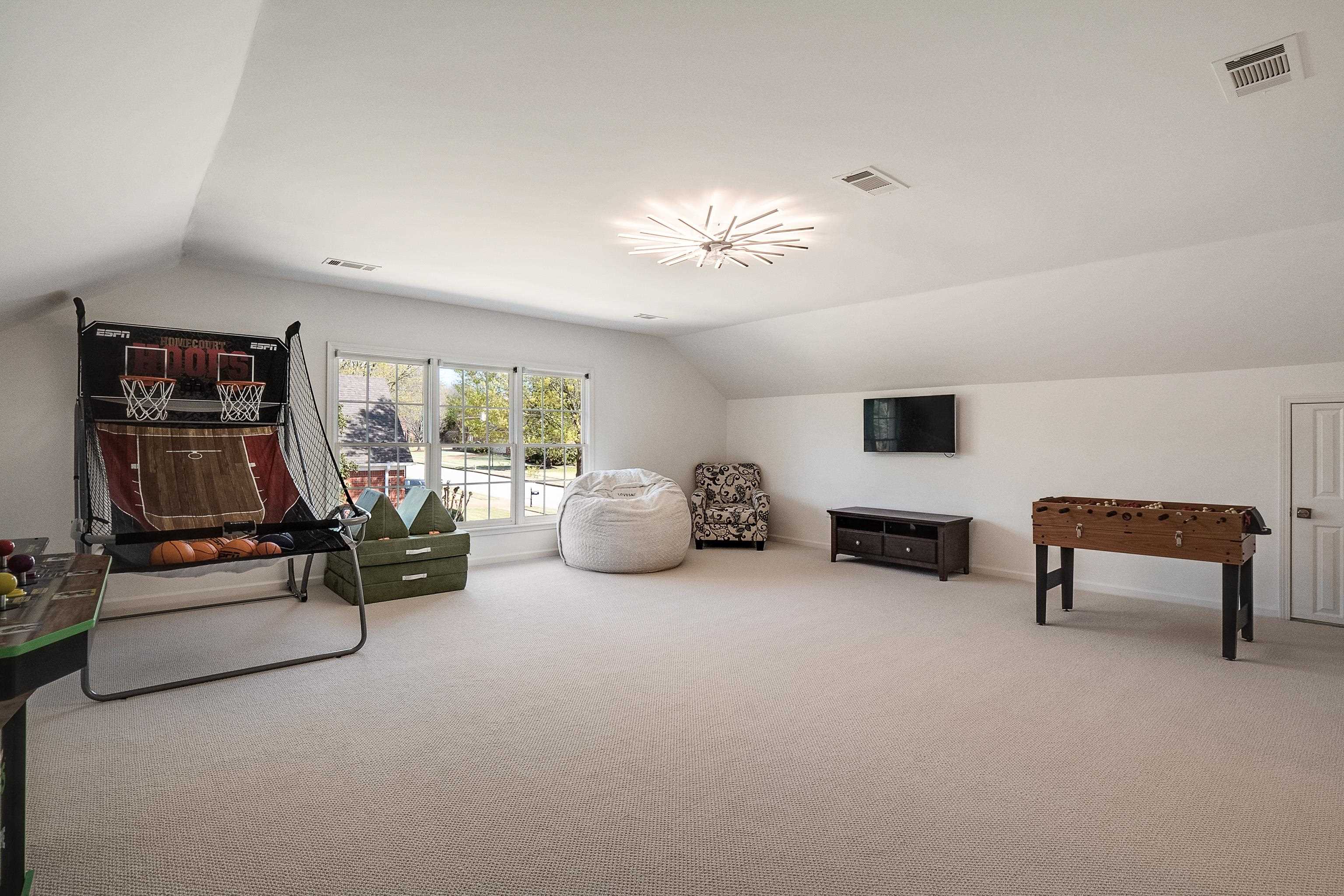 1870 Lonhill Drive Collierville, TN 38017 - Photo 26 of 34 a view of a livingroom with furniture and a couch