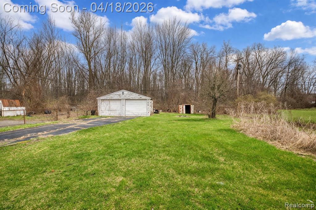 35740 Beverly Road Romulus, MI 48174 - Photo 2 of 28