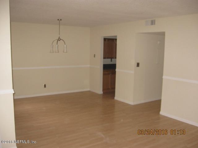 6519 West Newberry Road, Unit 915 Gainesville, FL 32607 - Photo 3 of 24 IMG_4514