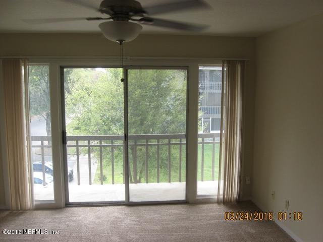 6519 West Newberry Road, Unit 915 Gainesville, FL 32607 - Photo 6 of 24 IMG_4527