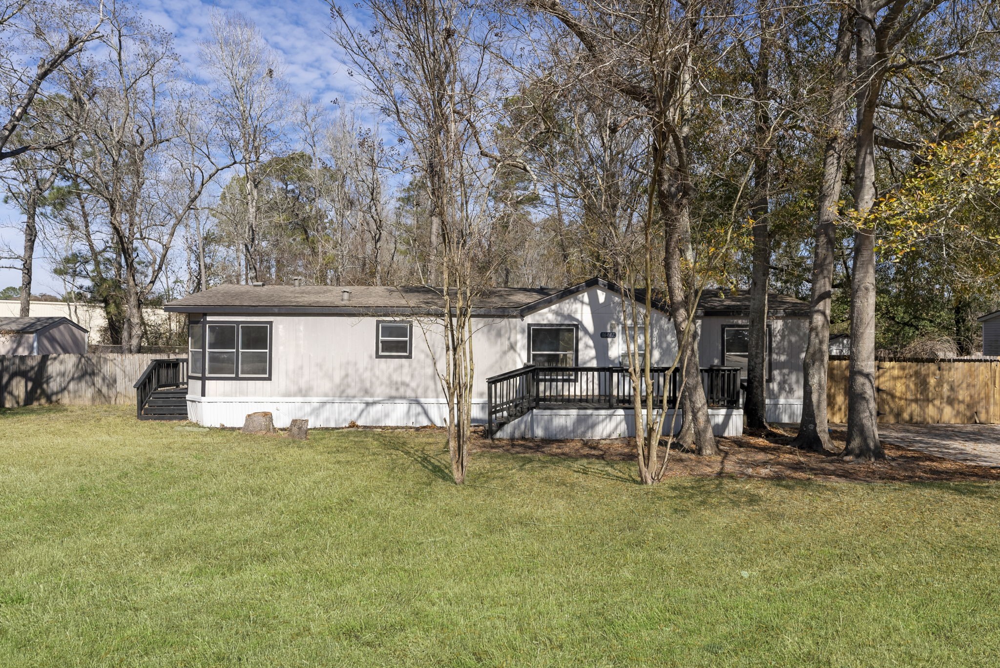 16447 North Emerson Circle Conroe, TX 77306 - Photo 2 of 49