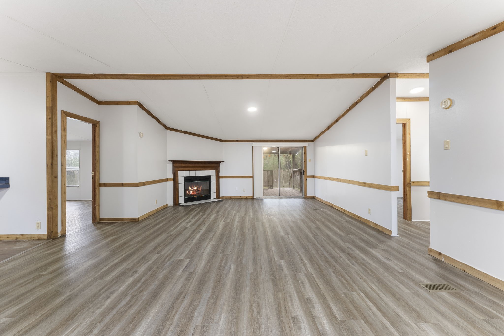 16447 North Emerson Circle Conroe, TX 77306 - Photo 5 of 49