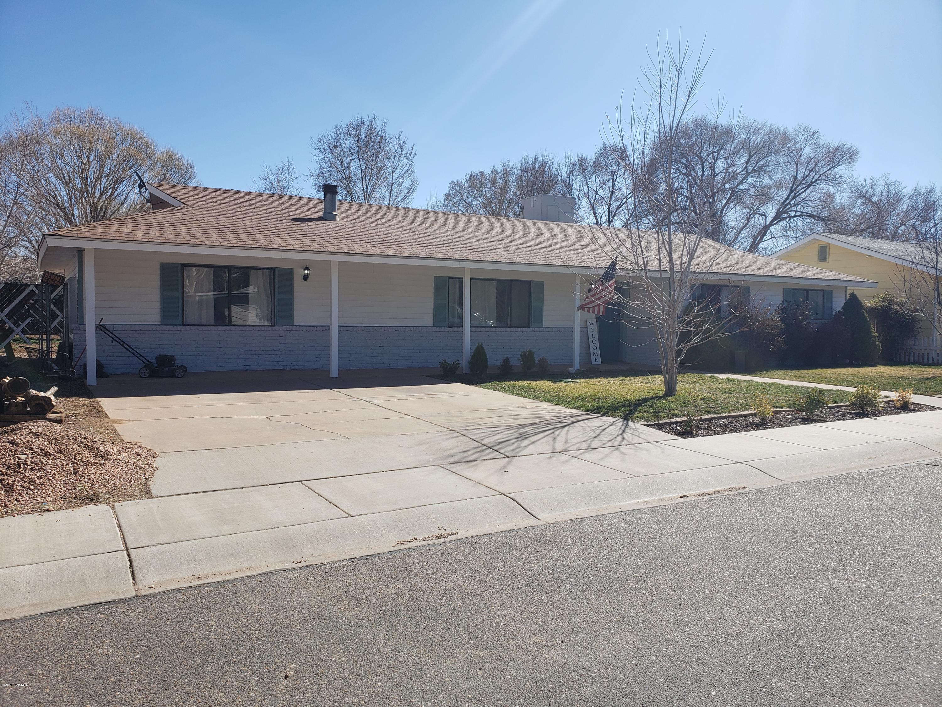 69 North 4th W Street Snowflake, AZ 85937 - Photo 1 of 15