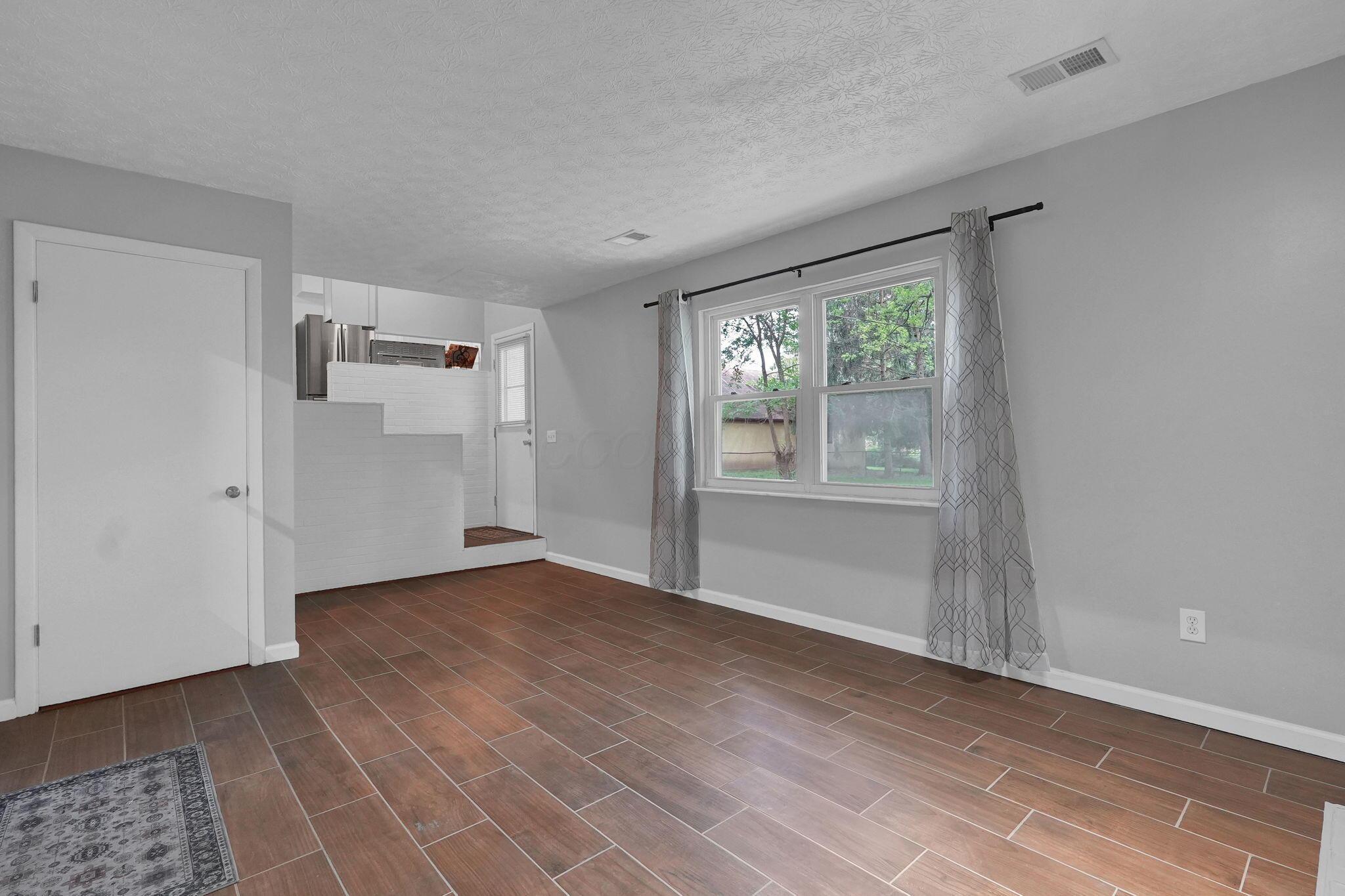 1270 Francisco Road Columbus, OH 43220 - Photo 29 of 36 29-web-or-mls-1270-francisco-rd