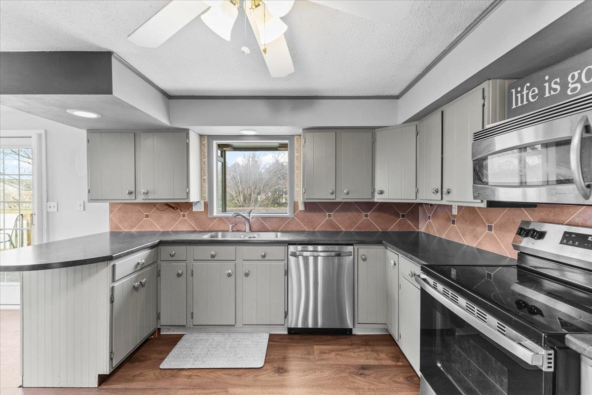 92 Dunlop Way Colchester, VT 05446 - Photo 16 of 46