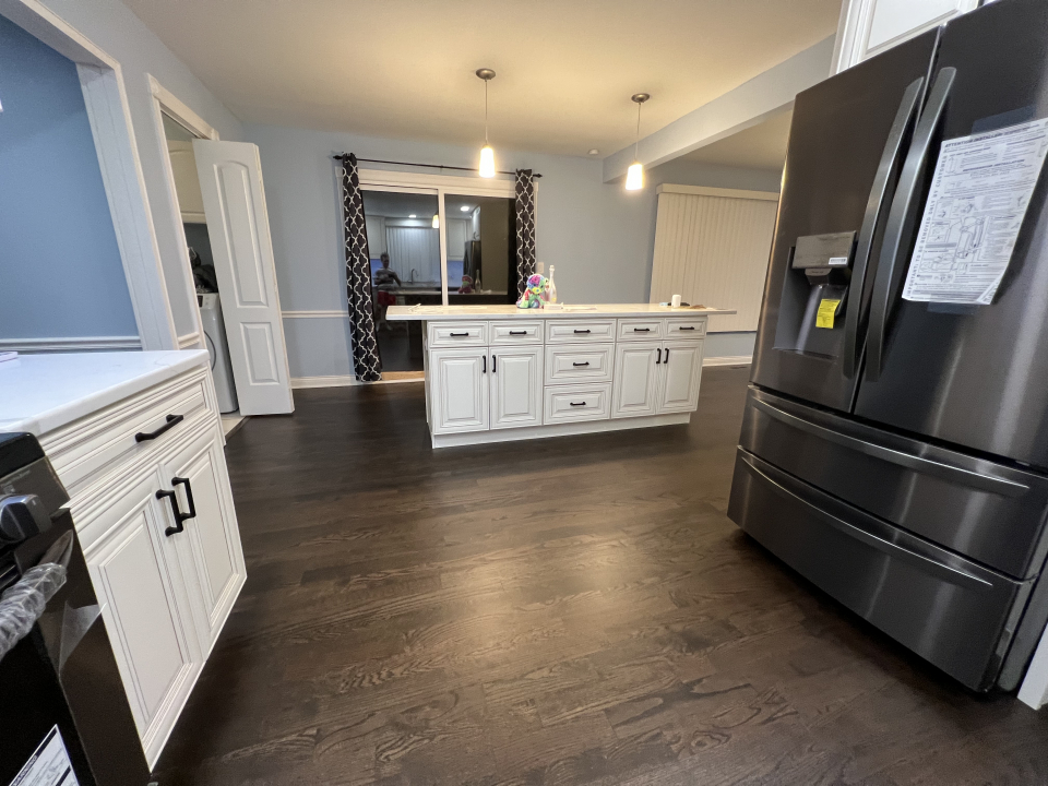 871 Shady Grove Lane Buffalo Grove, IL 60089 - Photo 1 of 33