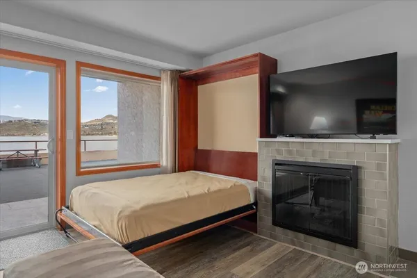 $359,000 | 322 West Woodin Avenue, Unit 514, Chelan, WA 98816