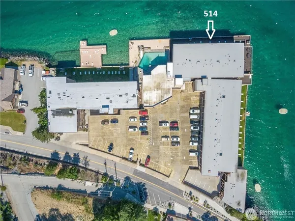 $359,000 | 322 West Woodin Avenue, Unit 514, Chelan, WA 98816