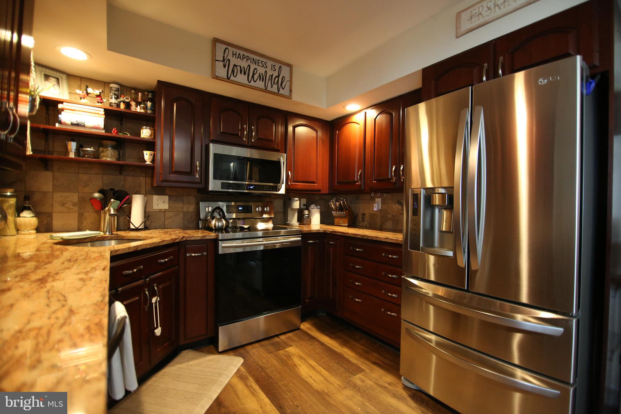 5 Circle Road Levittown, PA 19057 - Photo 12 of 27