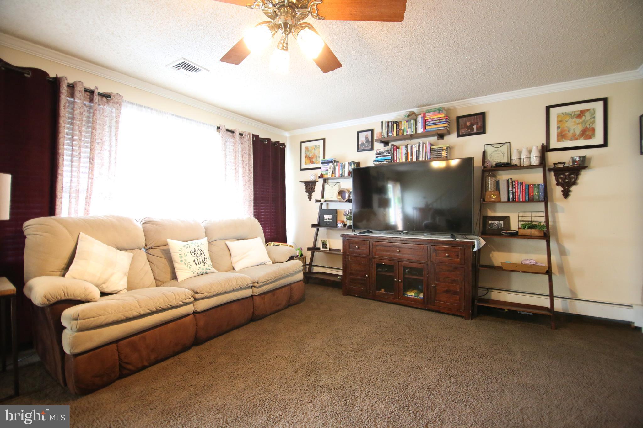 5 Circle Road Levittown, PA 19057 - Photo 18 of 27