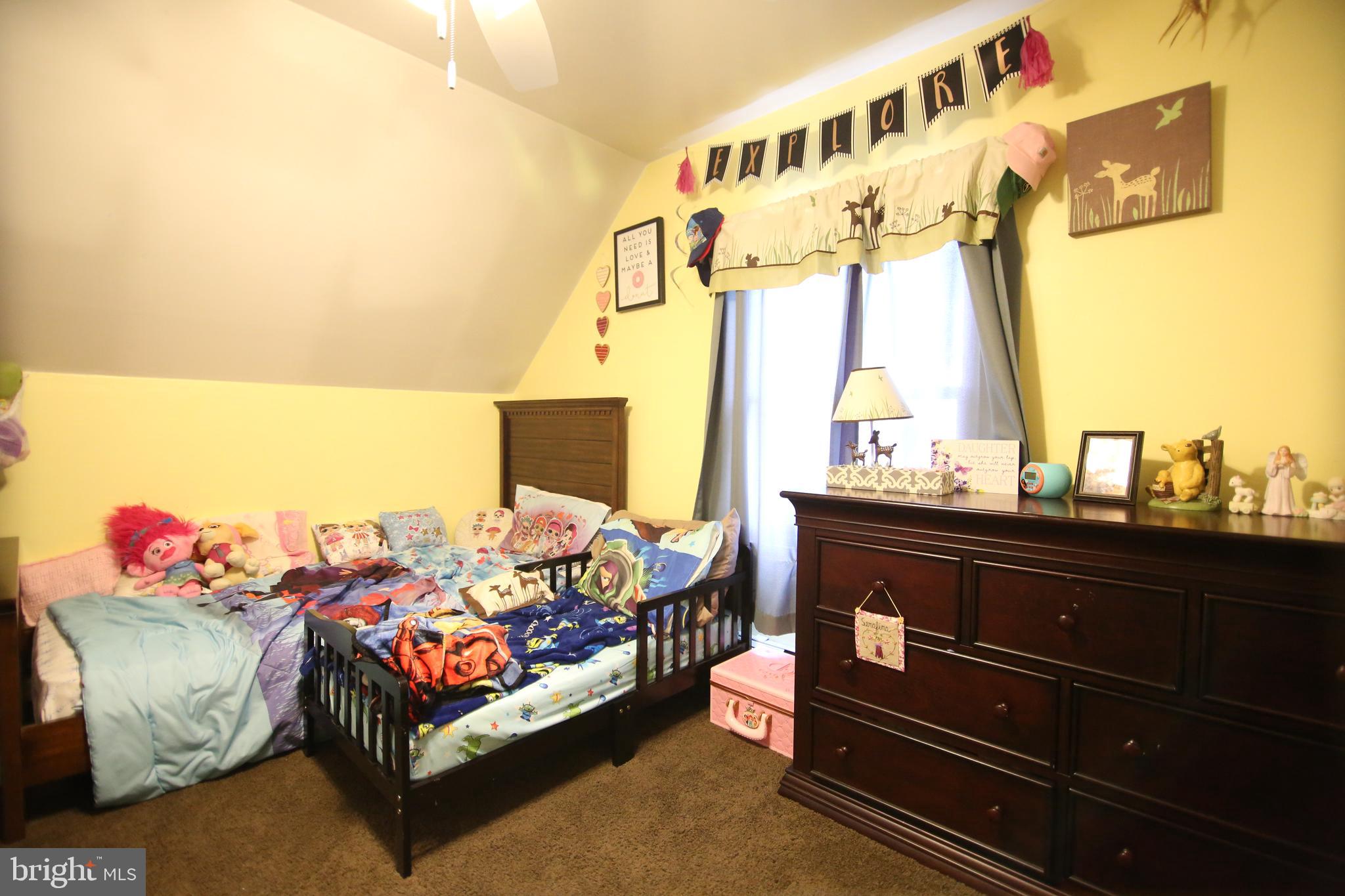 5 Circle Road Levittown, PA 19057 - Photo 21 of 27