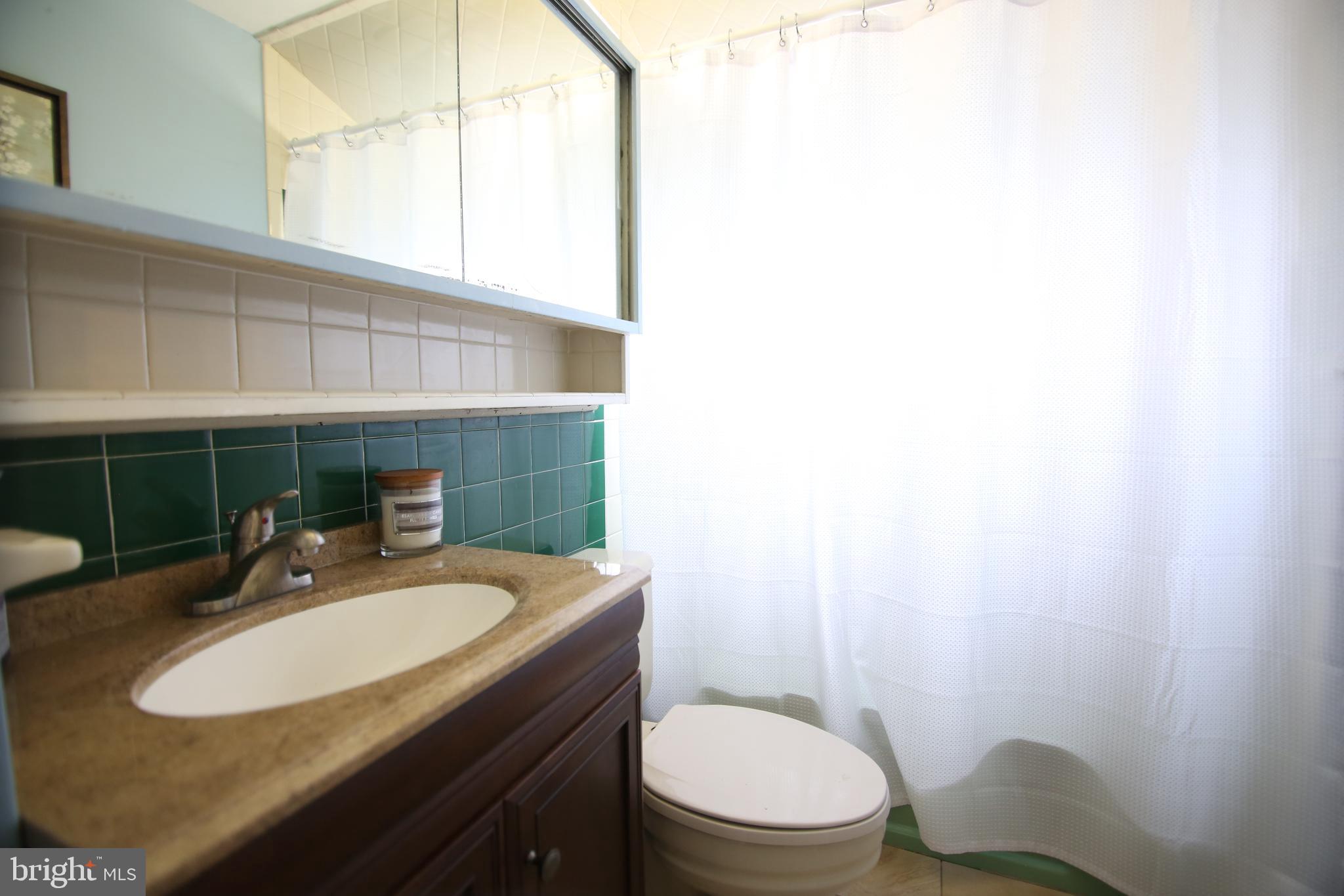5 Circle Road Levittown, PA 19057 - Photo 23 of 27