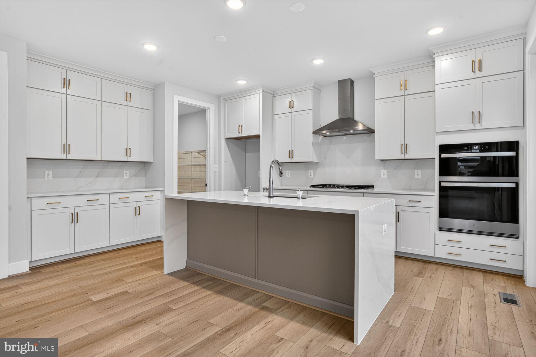 22745 Stratus Place Ashburn, VA 20148 - Photo 2 of 25