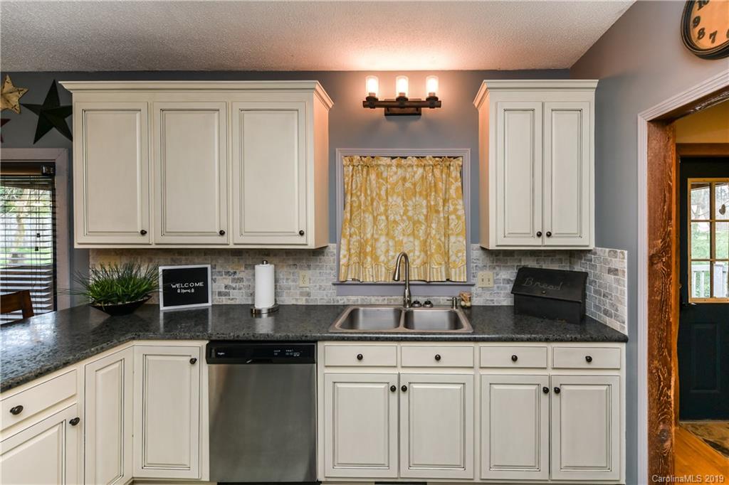 13374 Austin Road Locust, NC 28097 - Photo 14 of 29 Gallery Image 14
