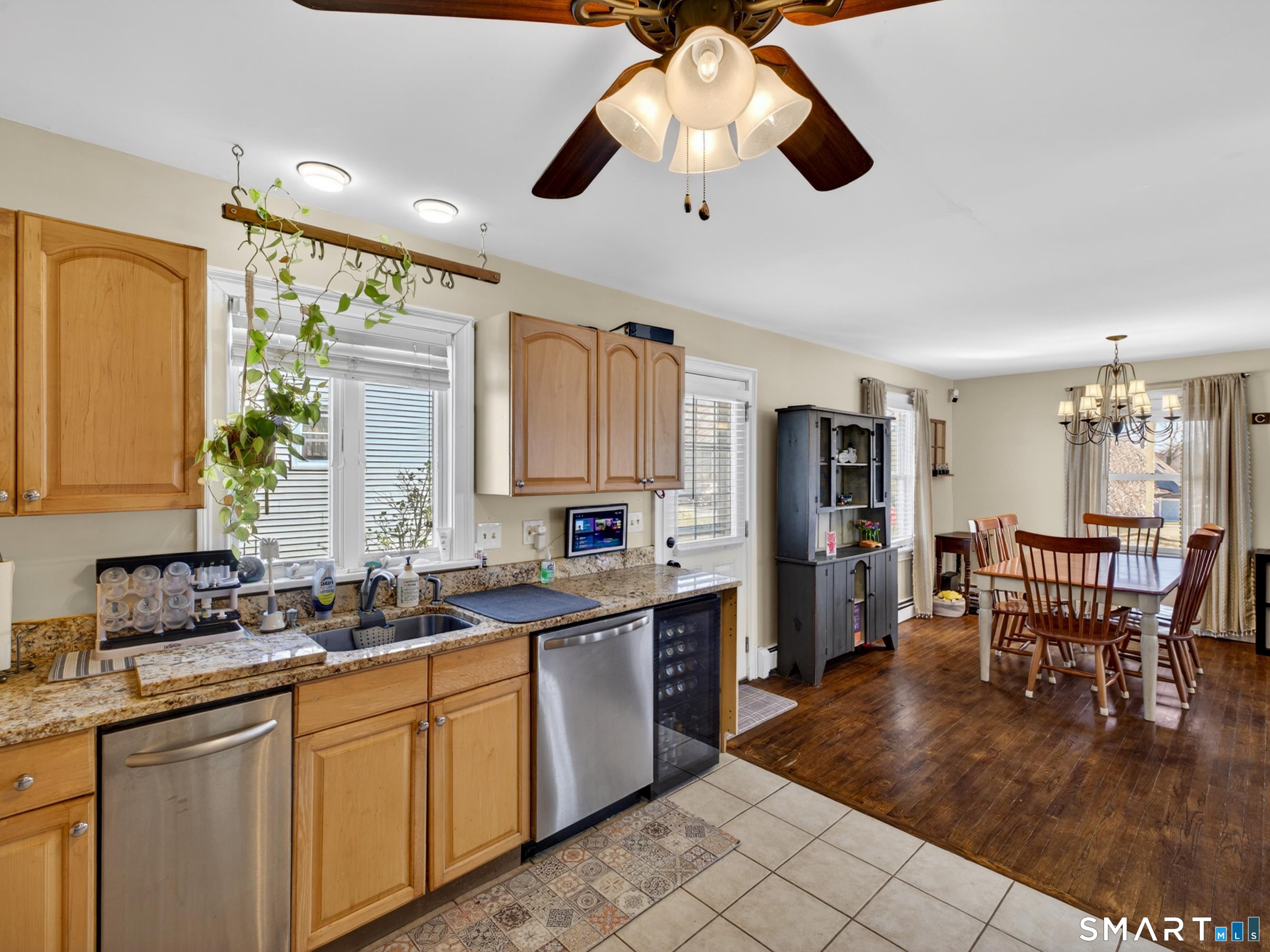 68 Hillcrest Road East Lyme, CT 06357 - Photo 14 of 40