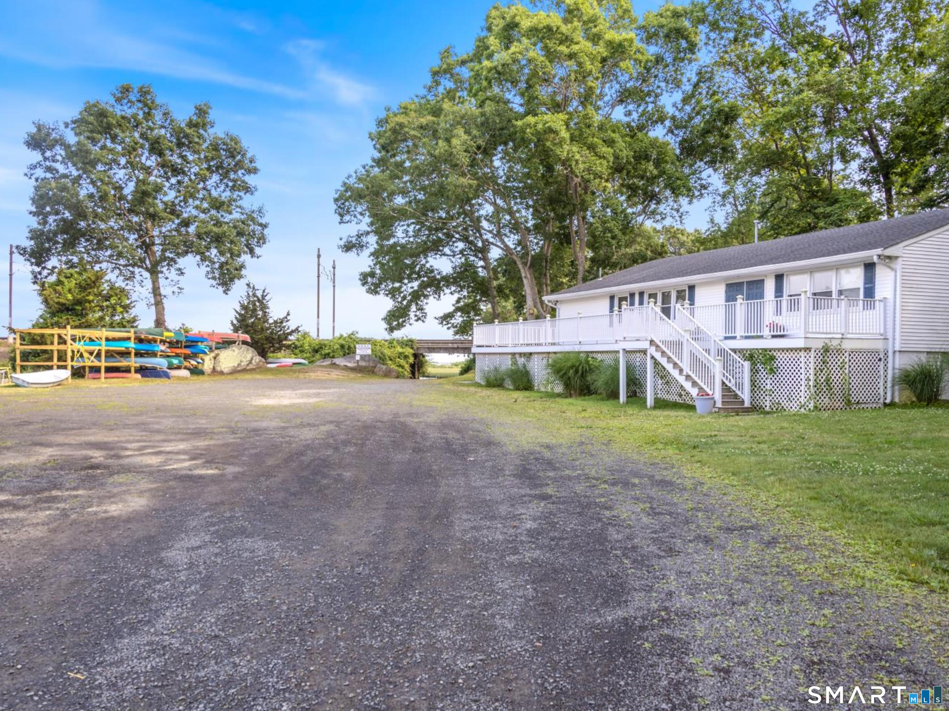 68 Hillcrest Road East Lyme, CT 06357 - Photo 30 of 40