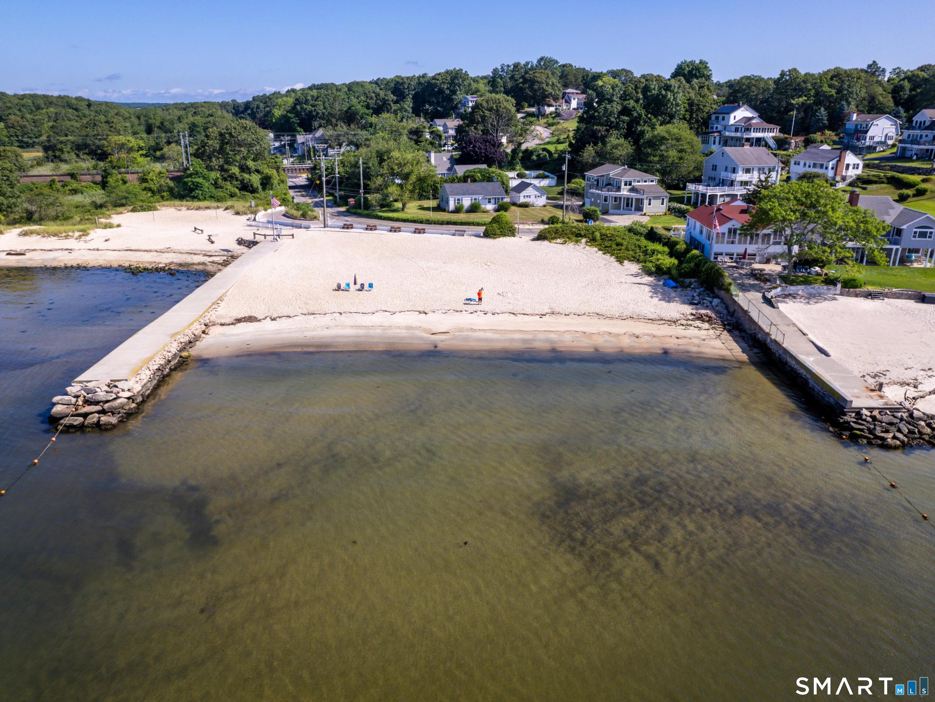 68 Hillcrest Road East Lyme, CT 06357 - Photo 33 of 40