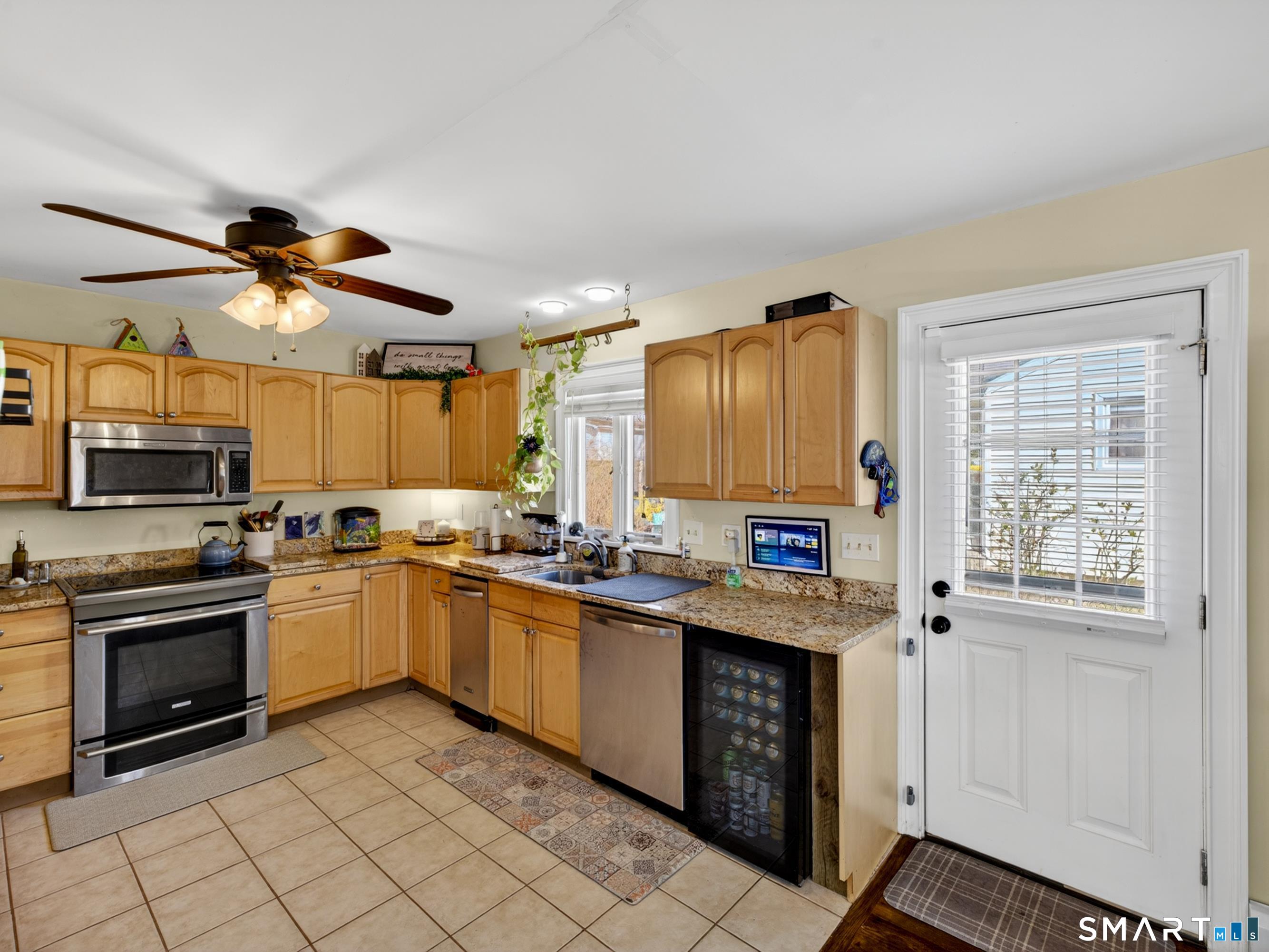 68 Hillcrest Road East Lyme, CT 06357 - Photo 40 of 40