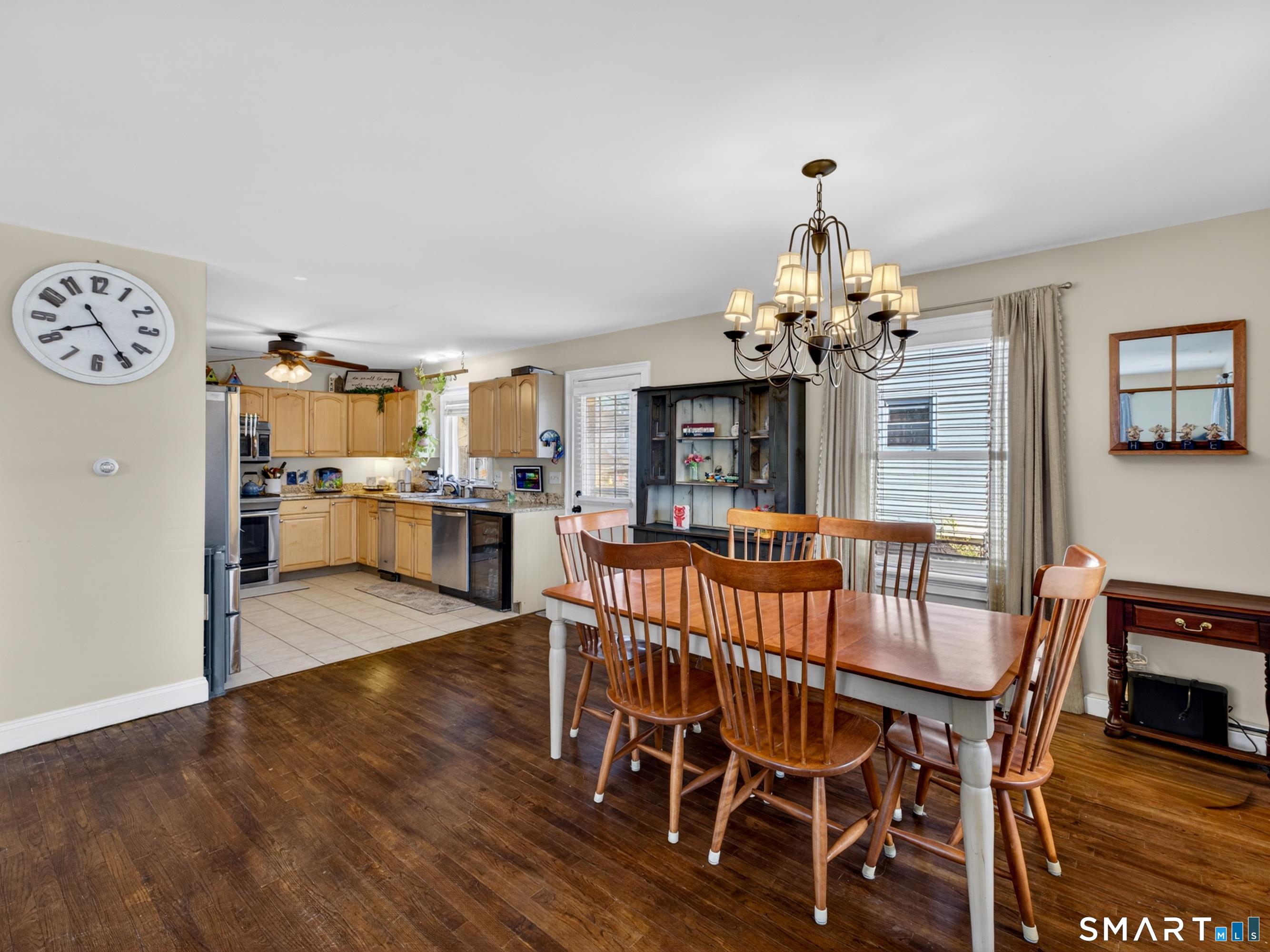 68 Hillcrest Road East Lyme, CT 06357 - Photo 6 of 40