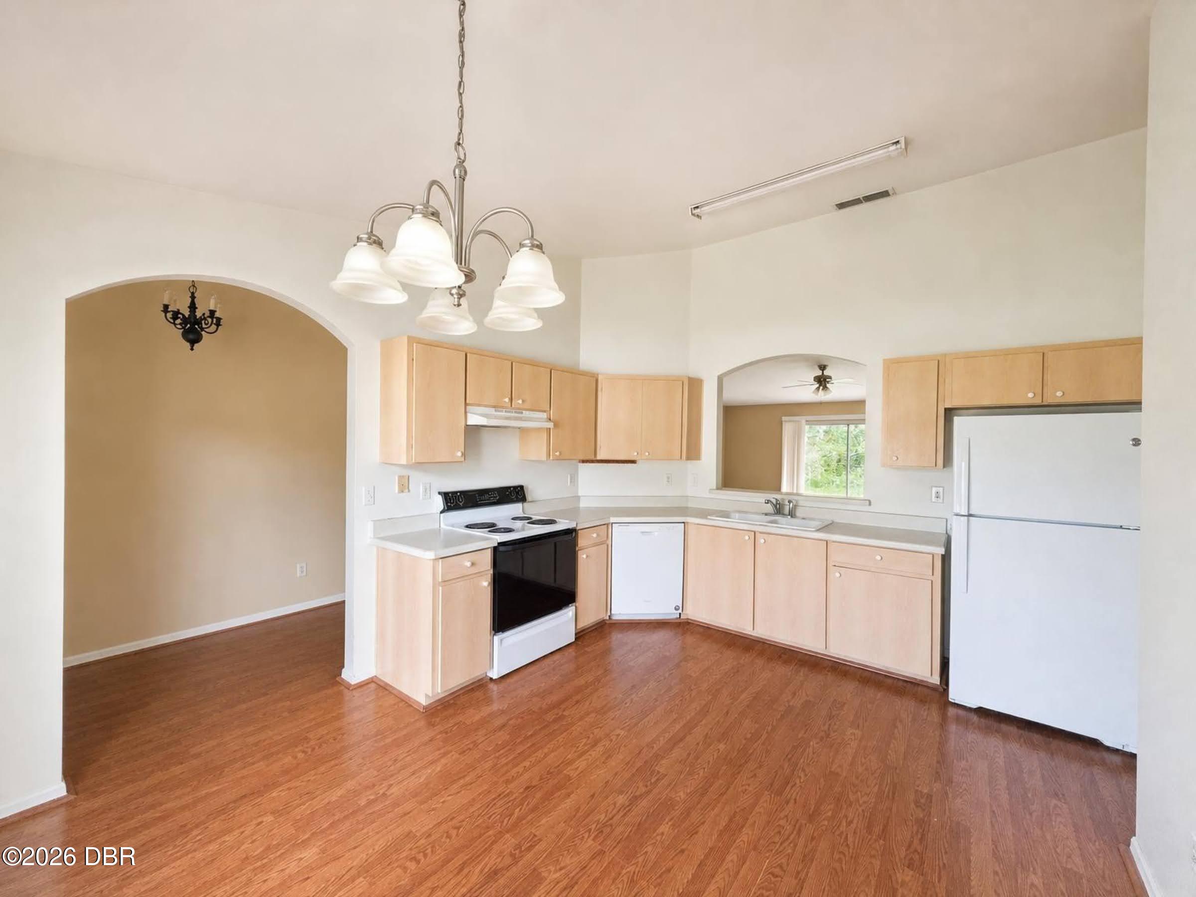 5909 Springview Drive Port Orange, FL 32127 - Photo 3 of 11 07-interior_kitchen