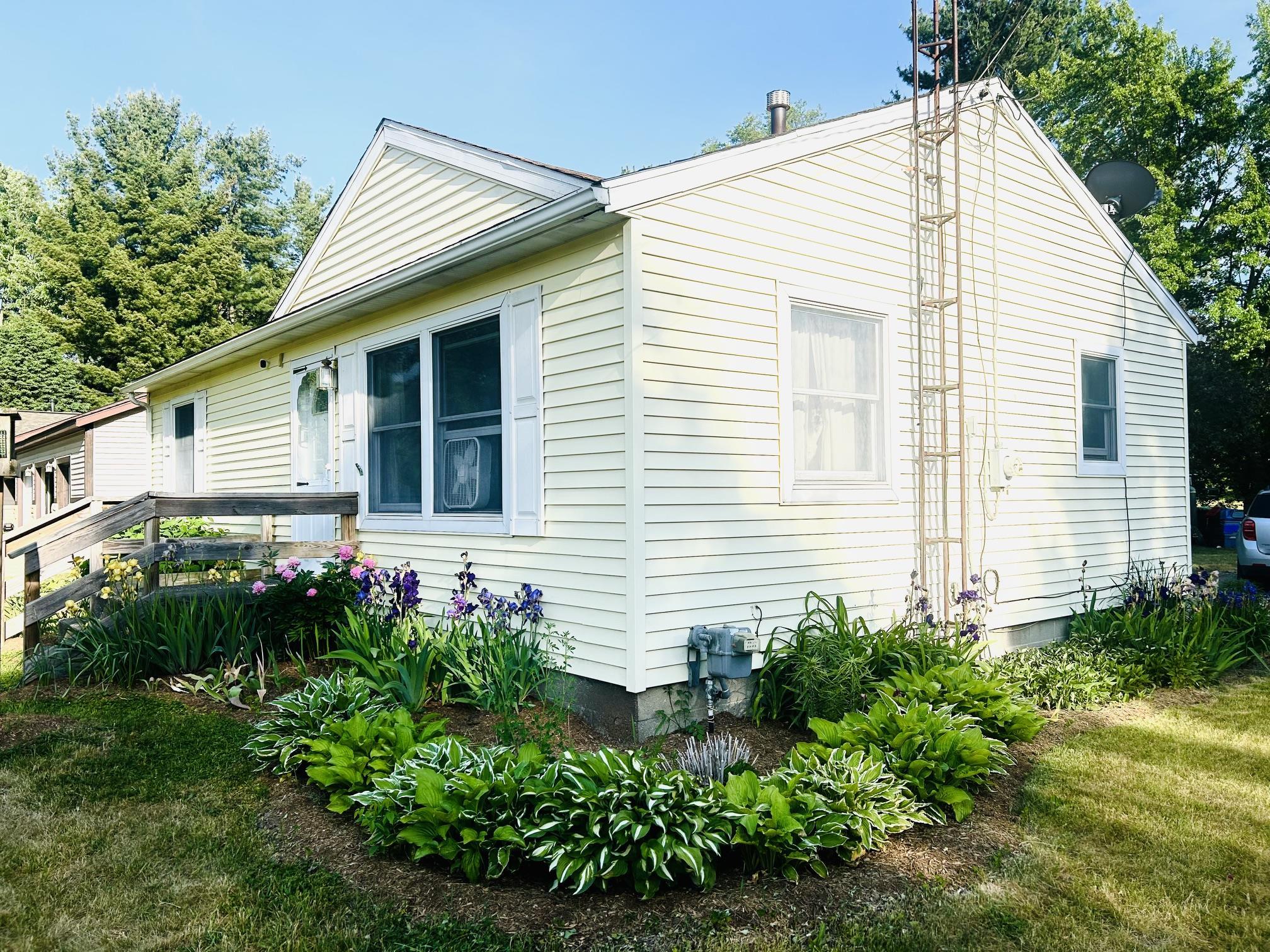 5493 West Frances Road Clio, MI 48420 - Photo 3 of 19