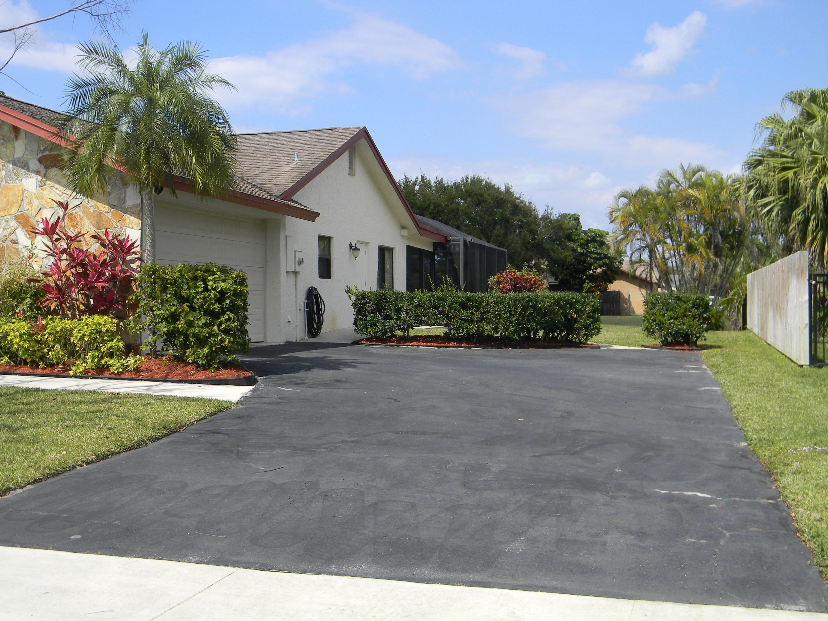 10409 185th Street South Boca Raton, FL 33498 - Photo 3 of 19 Exterior Side Entry