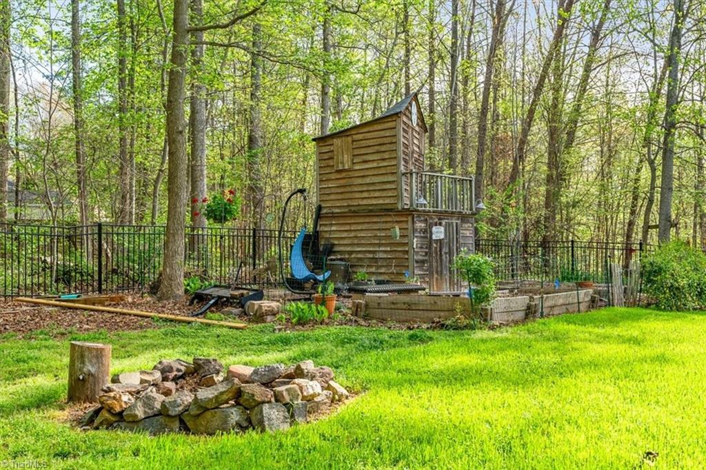 6605 Stonecroft Drive Oak Ridge, NC 27310 - Photo 39 of 50