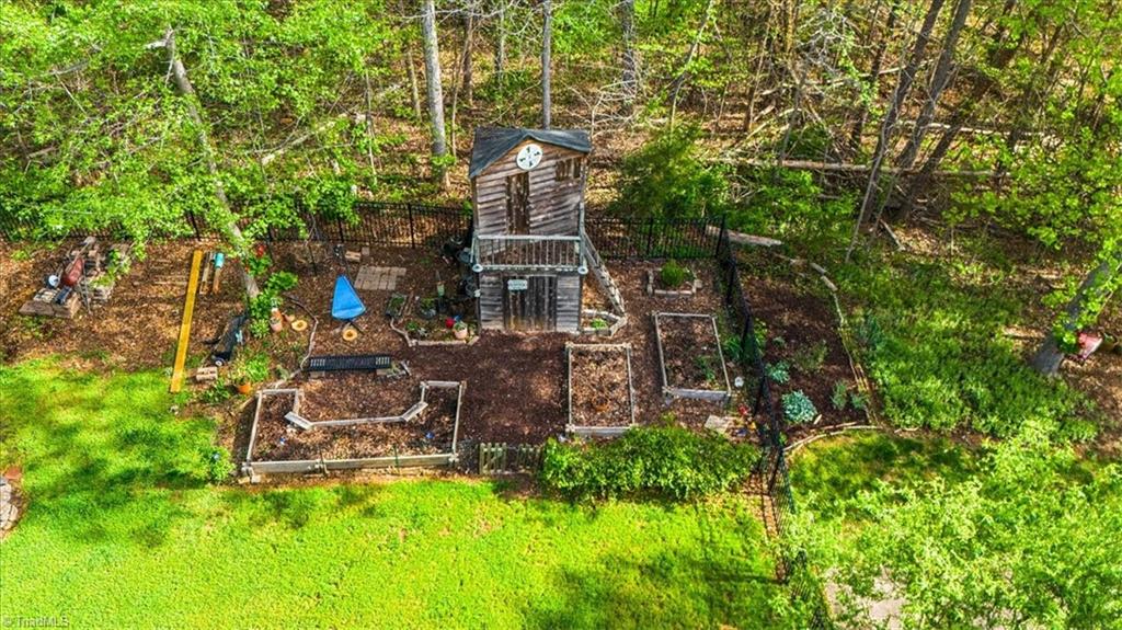 6605 Stonecroft Drive Oak Ridge, NC 27310 - Photo 43 of 50