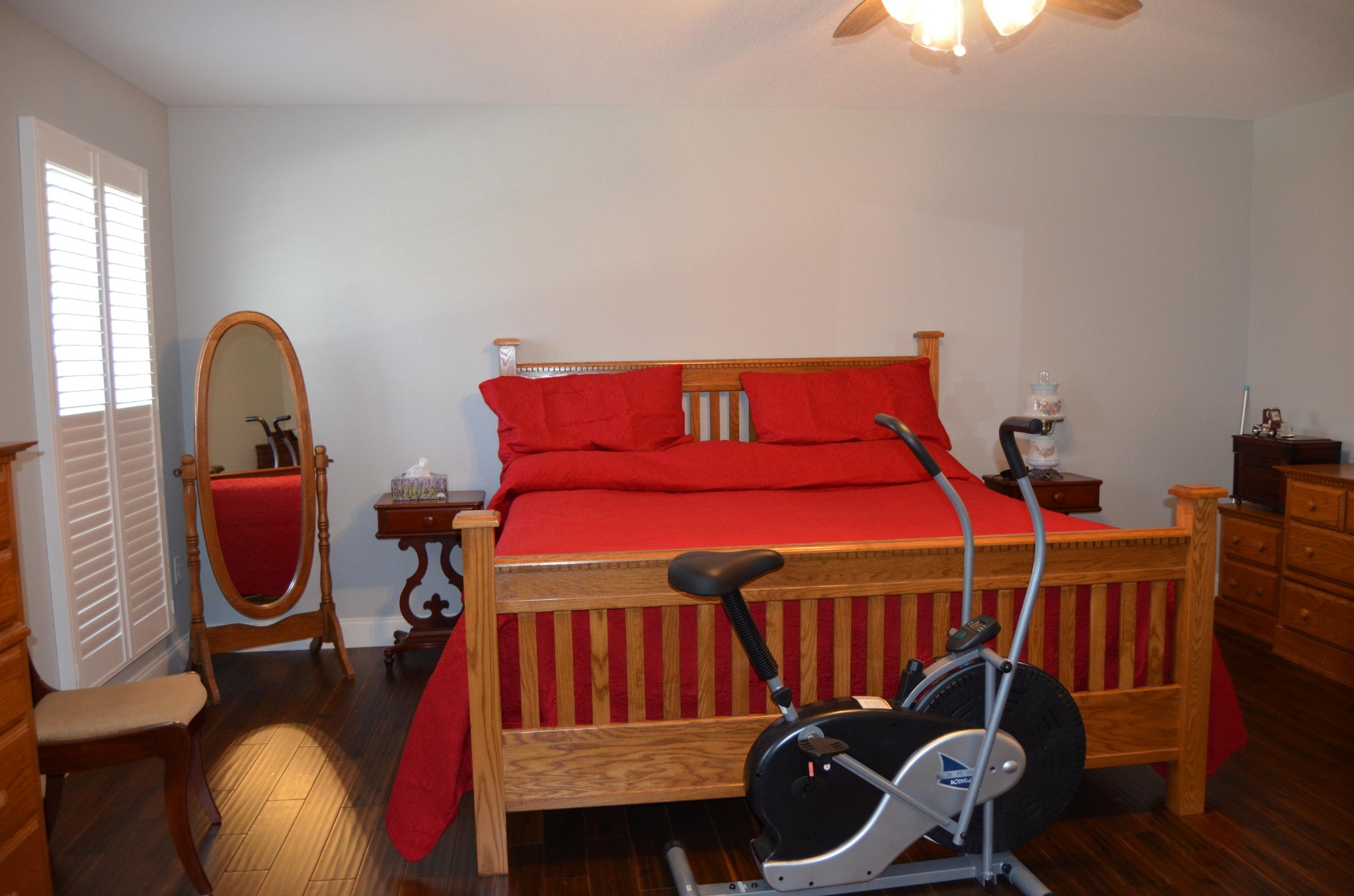1039 Plateau Road Crossville, TN 38571 - Photo 19 of 40 a bedroom with a bed a dresser and chair